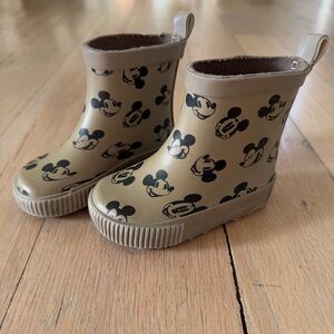 H&M Kids Tan Mickey Mouse Rain Boots